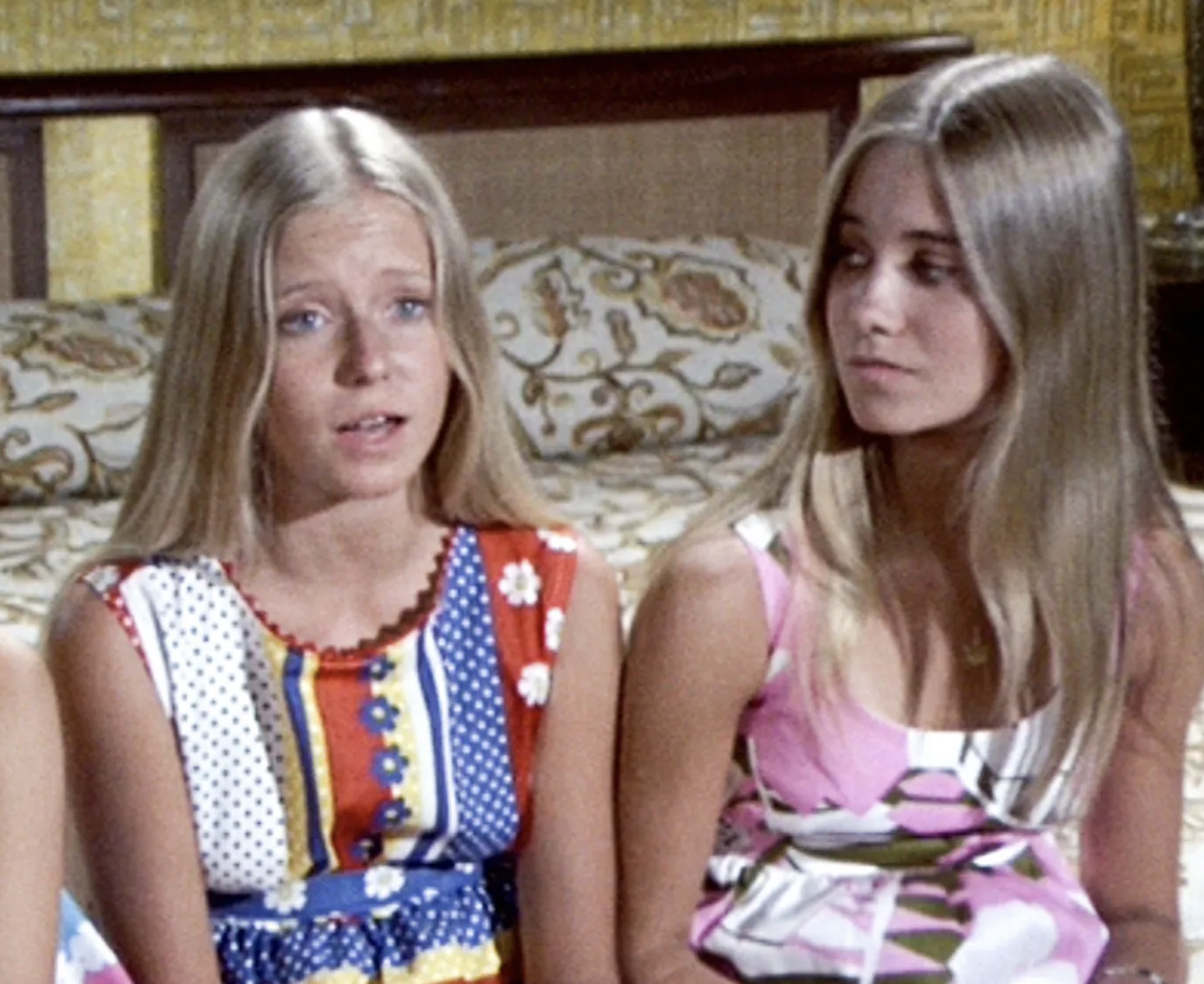 Help! I Hate That My Mom Still Treats My Sibling Differently Than Me